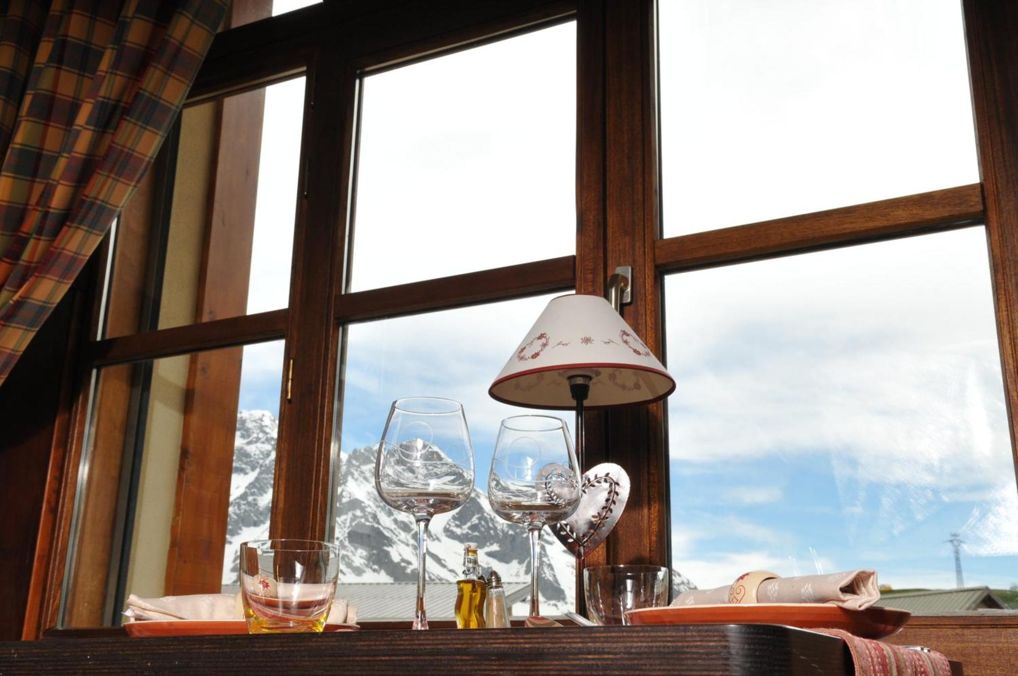 Lautaret Lodge & Spa Le Monetier-les-Bains ภายนอก รูปภาพ